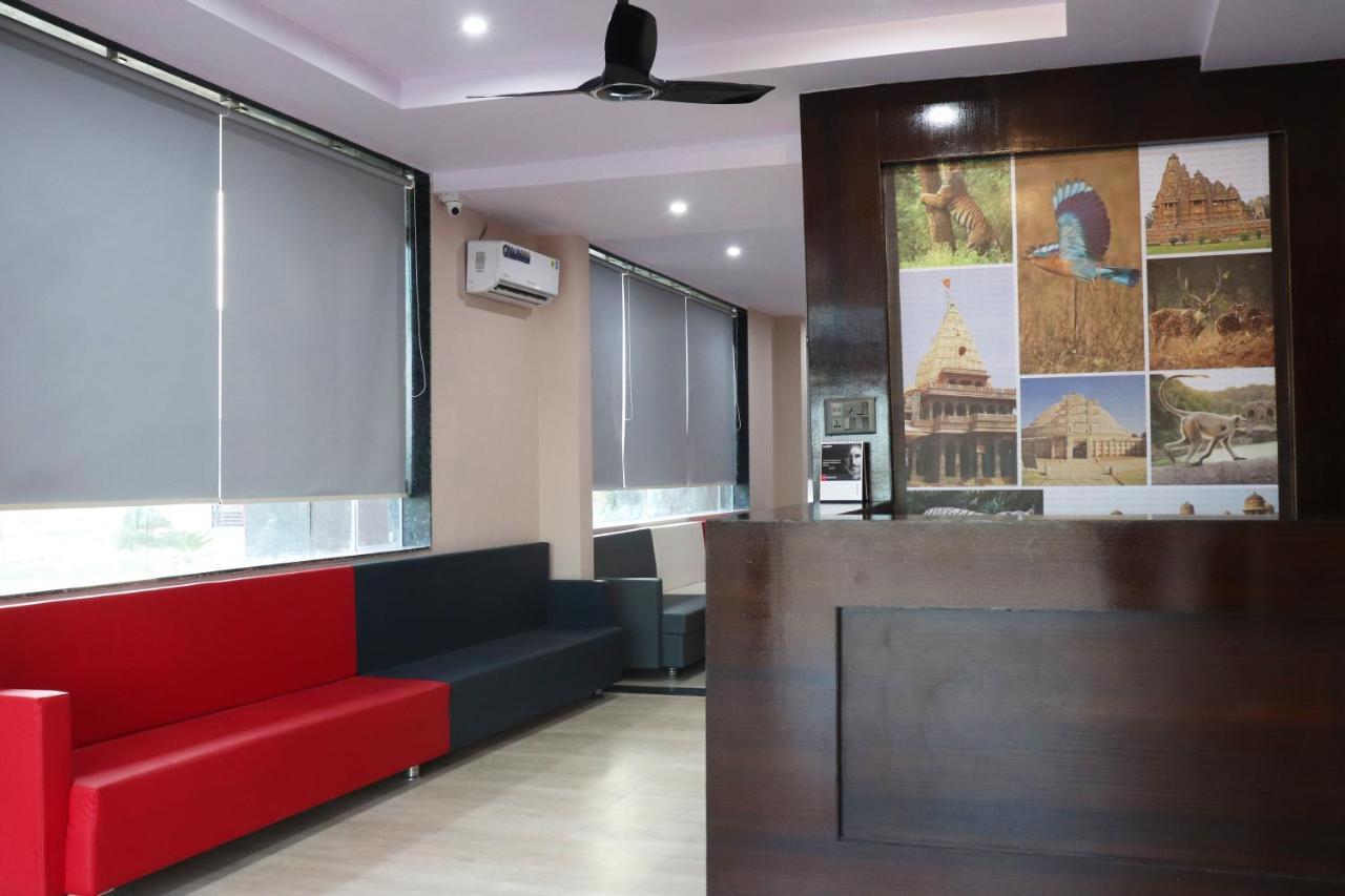 Pat Hotels Indore Zewnętrze zdjęcie