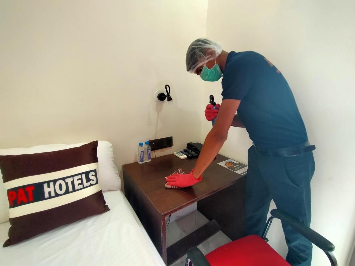 Pat Hotels Indore Zewnętrze zdjęcie
