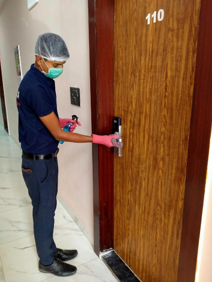 Pat Hotels Indore Zewnętrze zdjęcie
